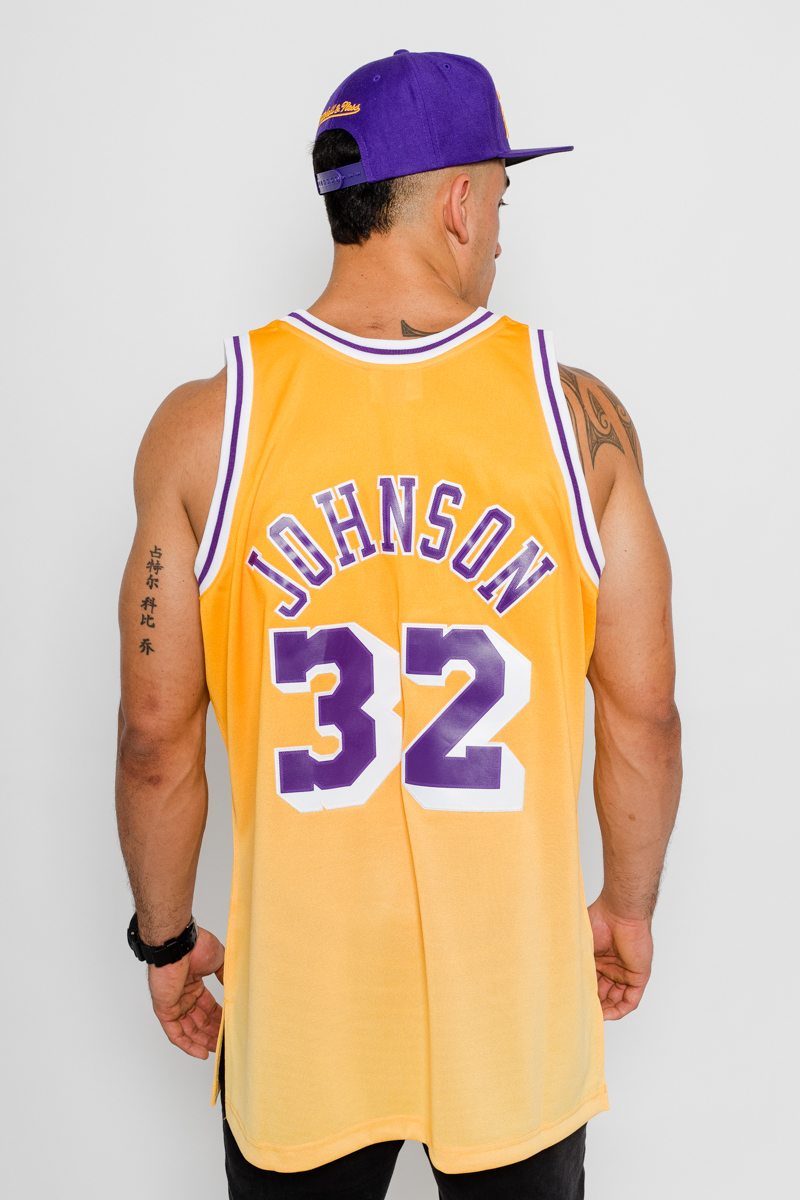 Mitchell & Ness Old English Los Angeles Lakers Magic Johnson Basketball  Jersey