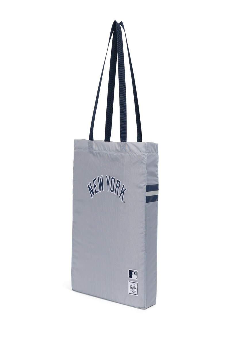 HERSCHEL NEW YORK YANKEES PACKABLE TOTE BAG - GREY | Stateside Sports