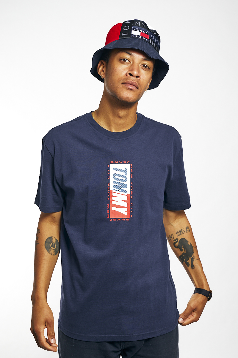 tommy jeans graphic tee