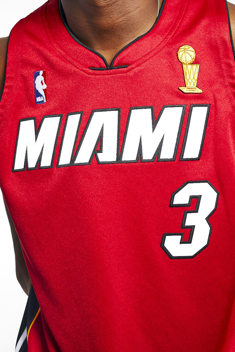 NBA Swingman Jersey Miami Heat Alternate 2005-06 Dwyane Wade #3 –  Broskiclothing