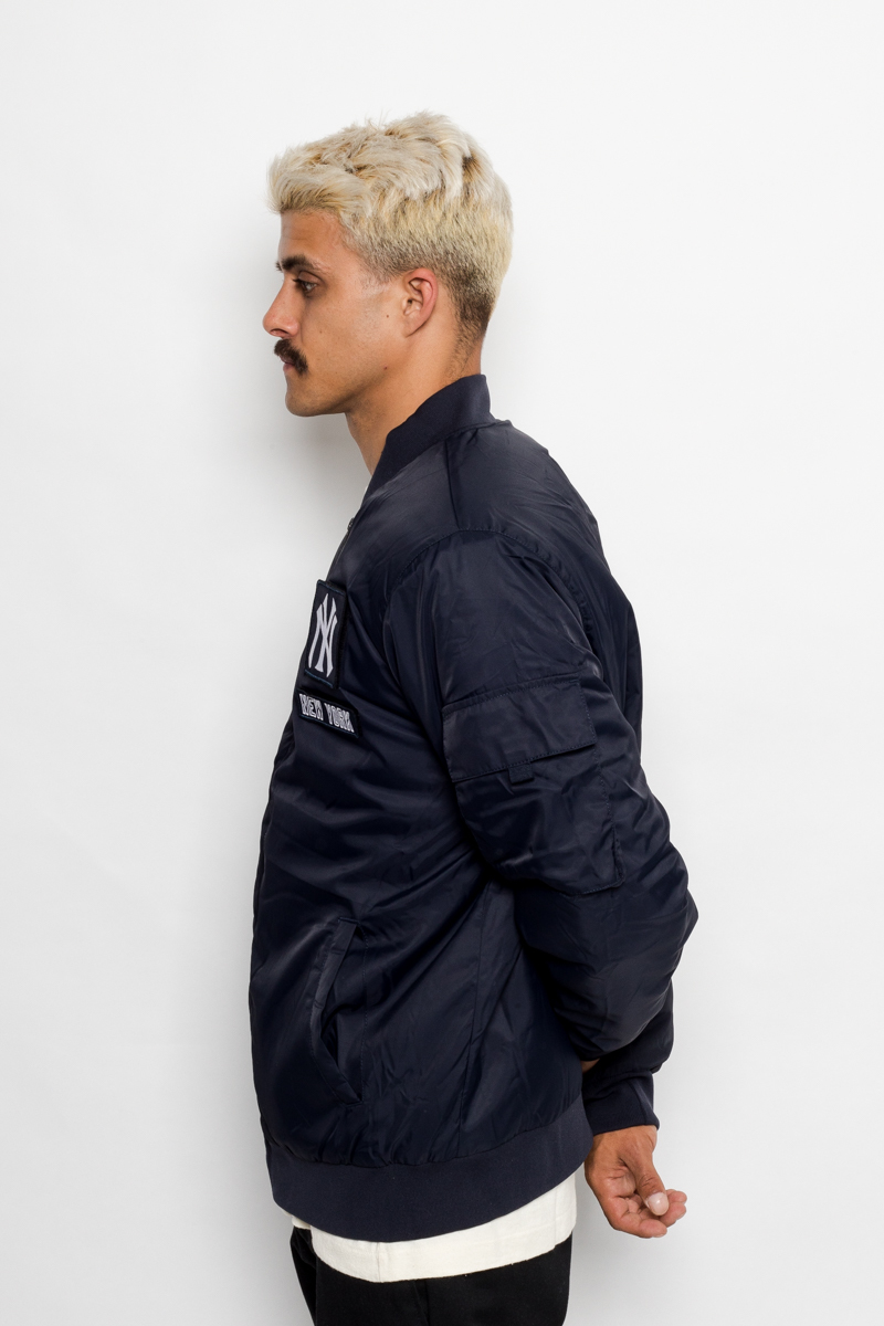 nike yankees bomber jacket