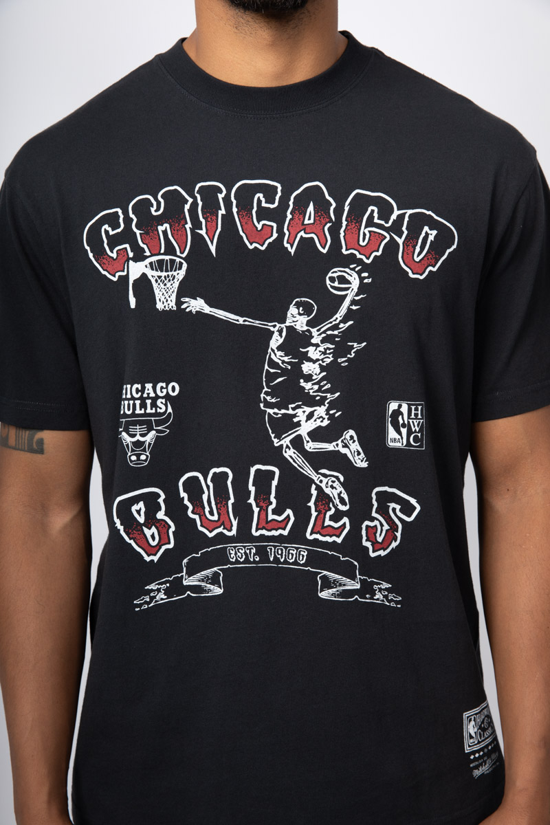 Chicago Bulls Sportiqe Script Red Comfy T-Shirt – Official Chicago Bulls  Store