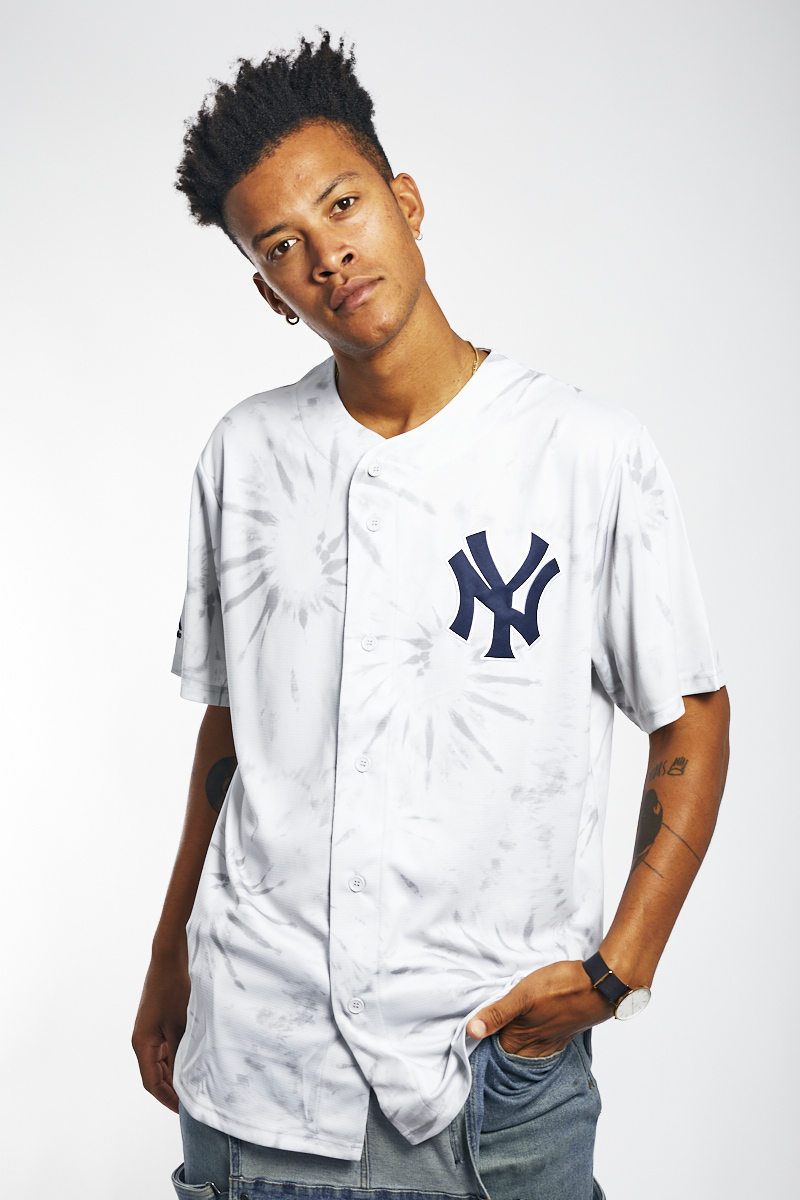 Majestic New York Yankees Longline Baseball Jersey Exclusive To