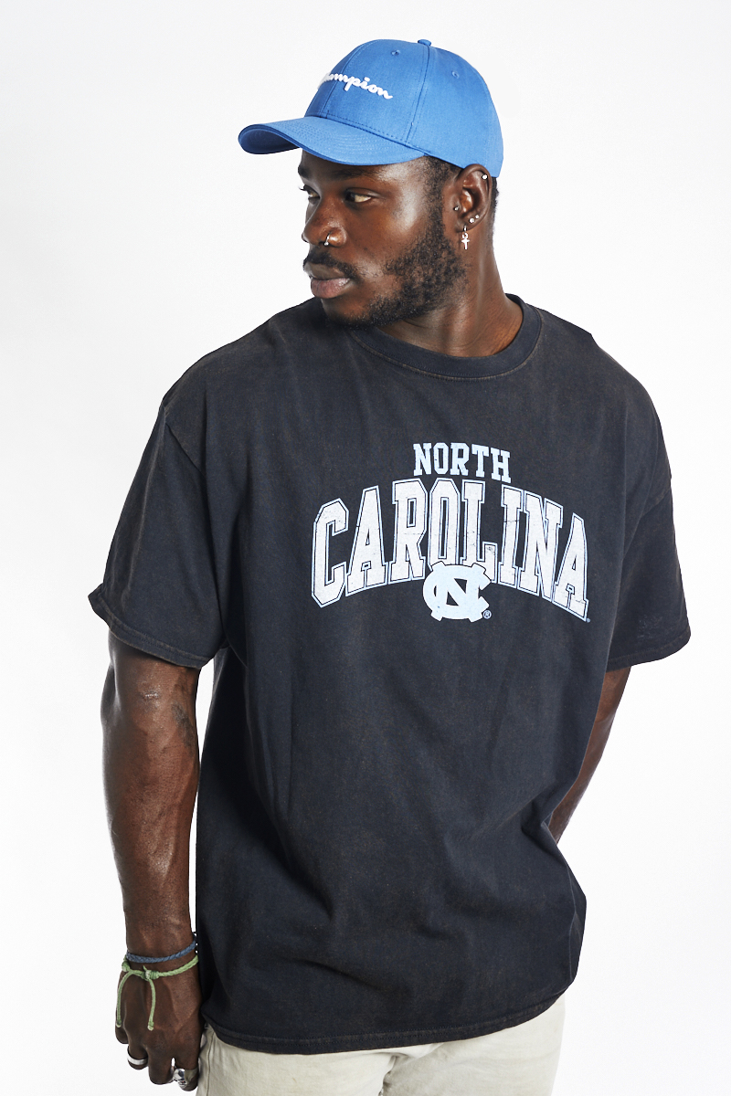 University of North Carolina Tar Heels Vintage High Arch Logo NCAA T-Shirt 