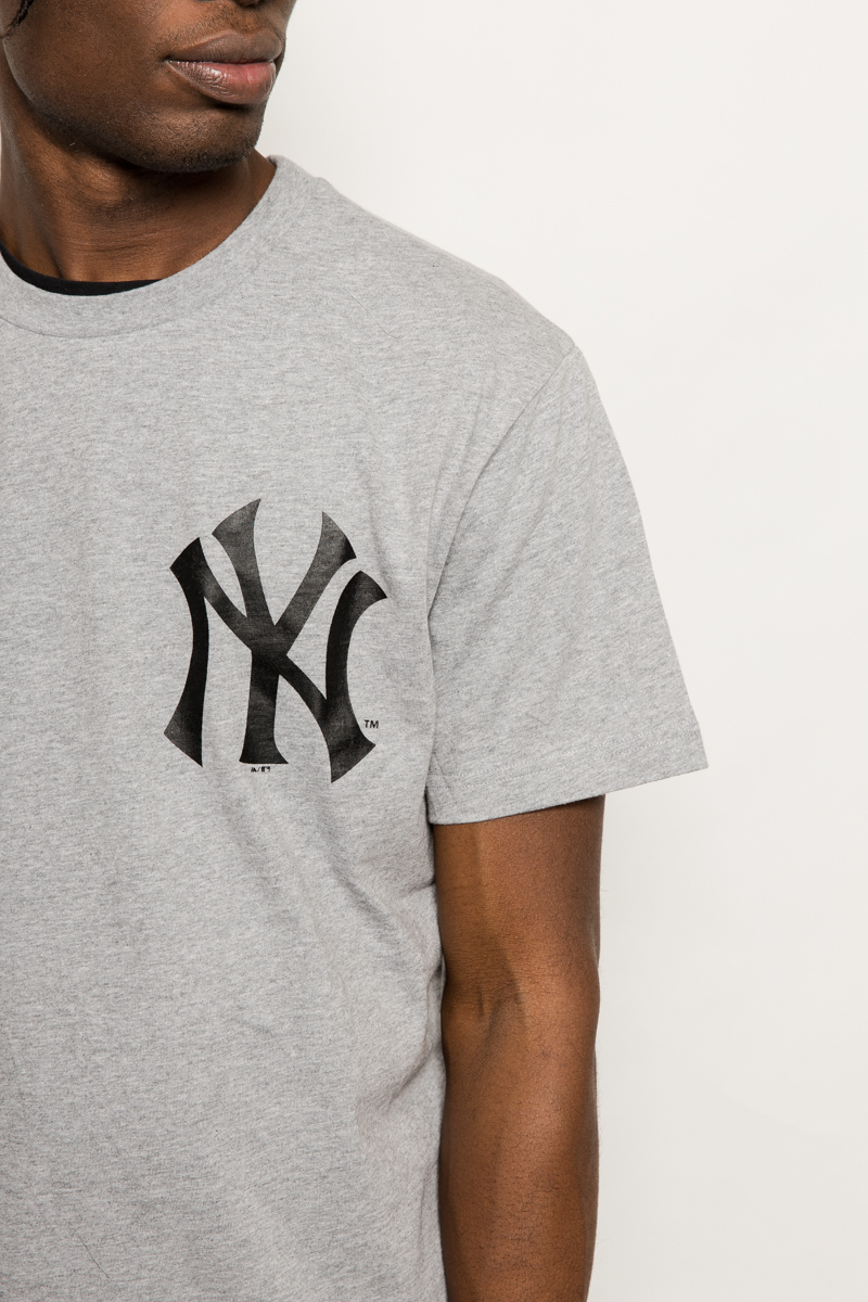 MAJESTIC Gray New York Yankees Tee  Yankees t shirt, Raiders t shirt, New  york yankees