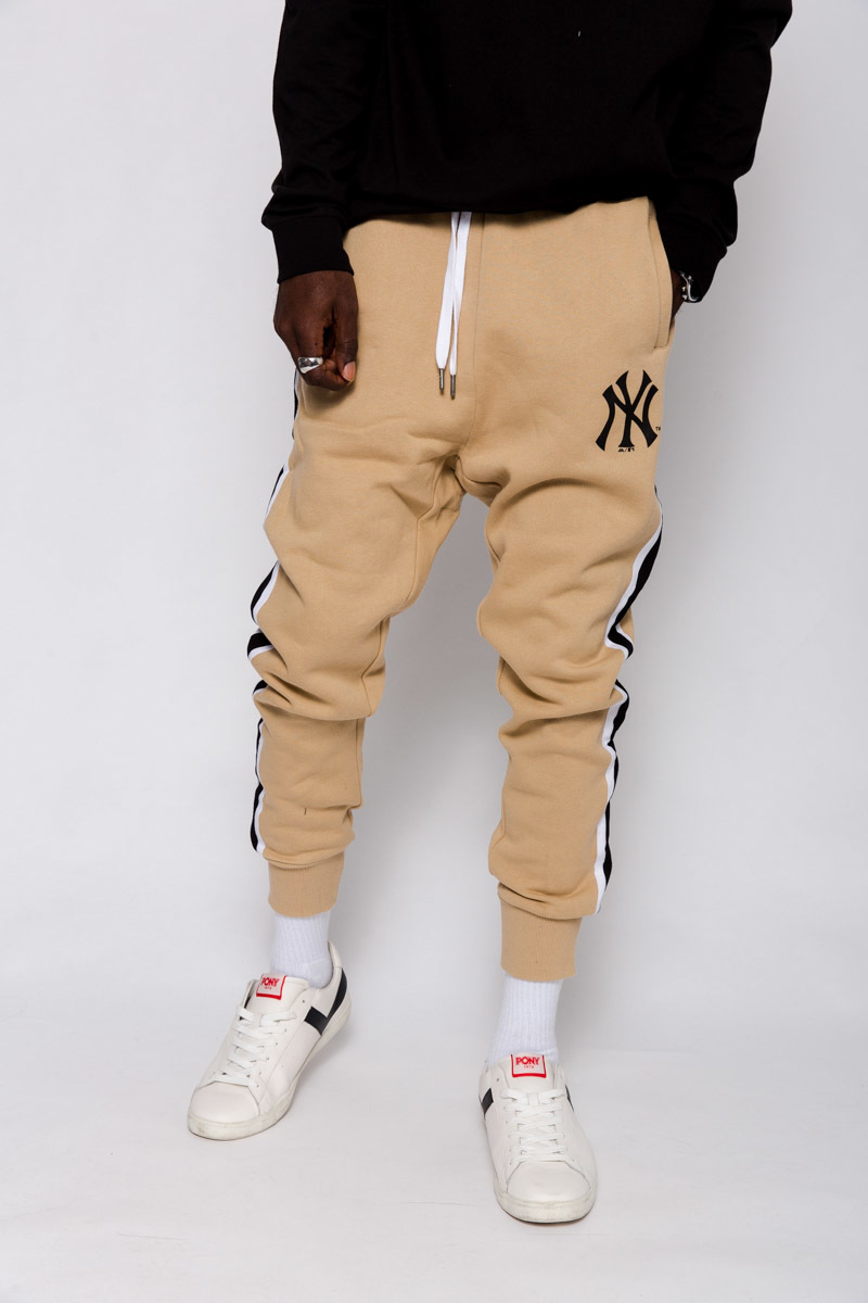 NEW YORK YANKEES WILBURN PANT TAN MENS Stateside Sports