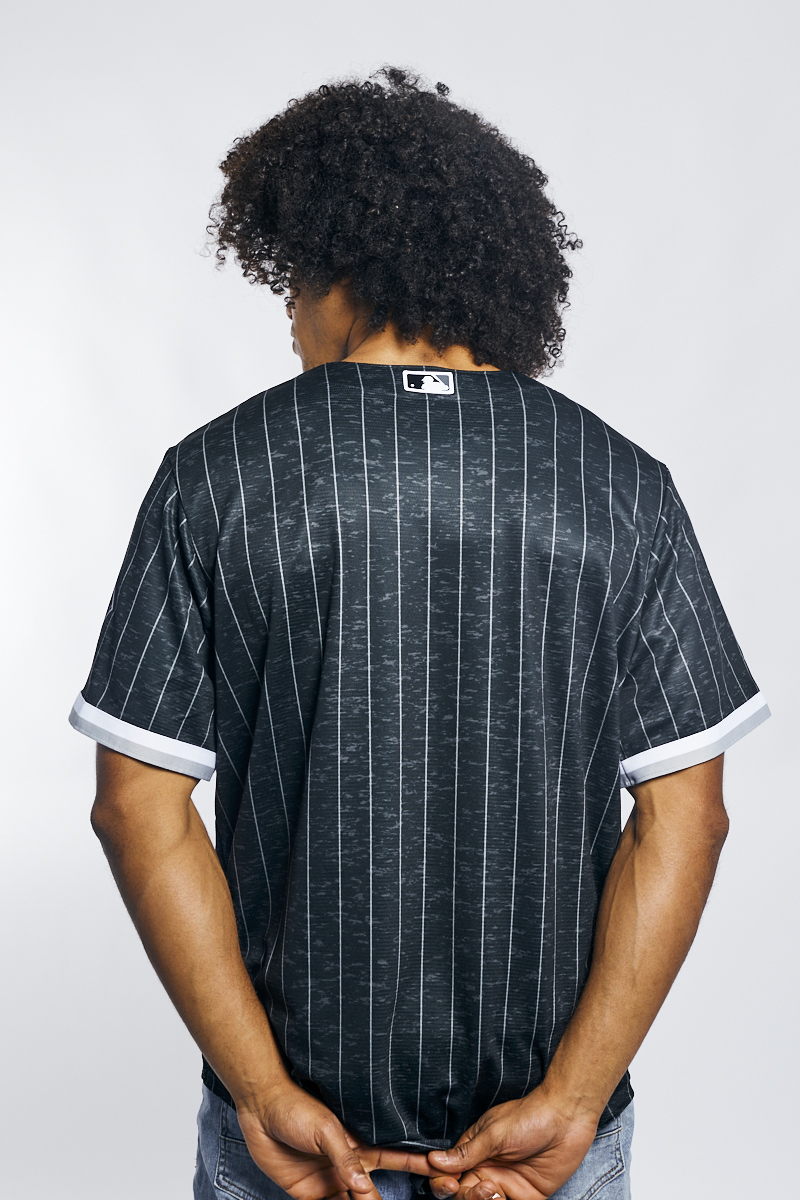 Barstool Chicago on X: White sox new city connect jerseys are 🔥🔥🔥   / X