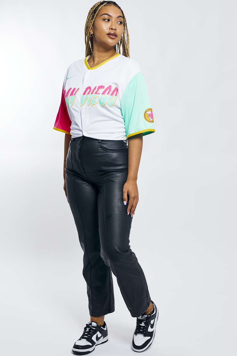 PADRES Obsessed Wes ⚾🏳️‍🌈 on X: If this is the Padres City Connect  uniform, I'll be happy.  / X