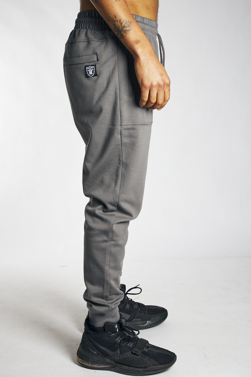 Las Vegas Raiders Champlain Trackpants in Gunmetal