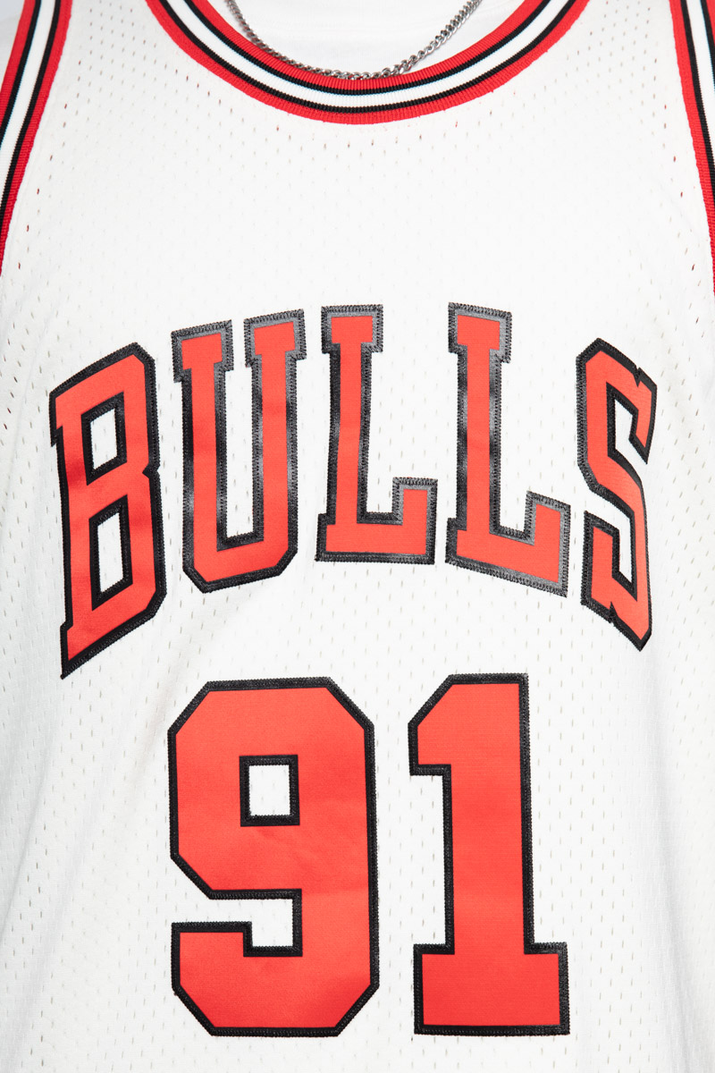 Mitchell Ness NBA CREAM TEAM COLOR SWINGMAN JERSEY BULLS, 41% OFF