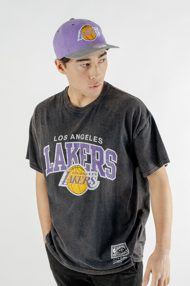 VTG NBA Los Angeles Lakers Arch Logo Basketball Tee – Yesterday's Fits