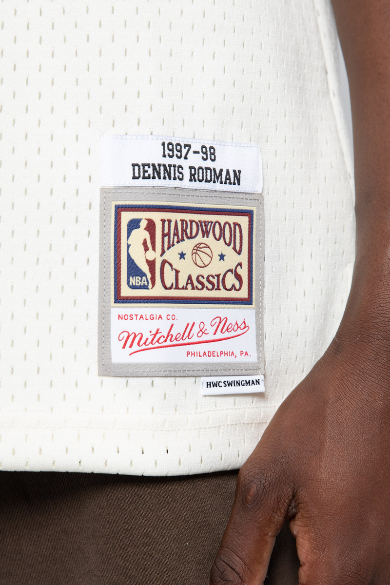 Dennis Rodman Chicago Bulls Cream Team 97-98 Hardwood Classic