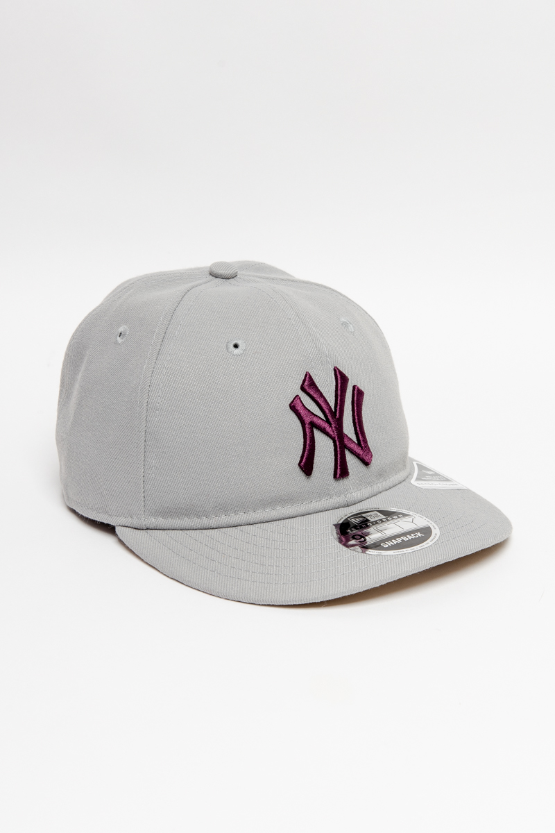 burgundy yankees hat