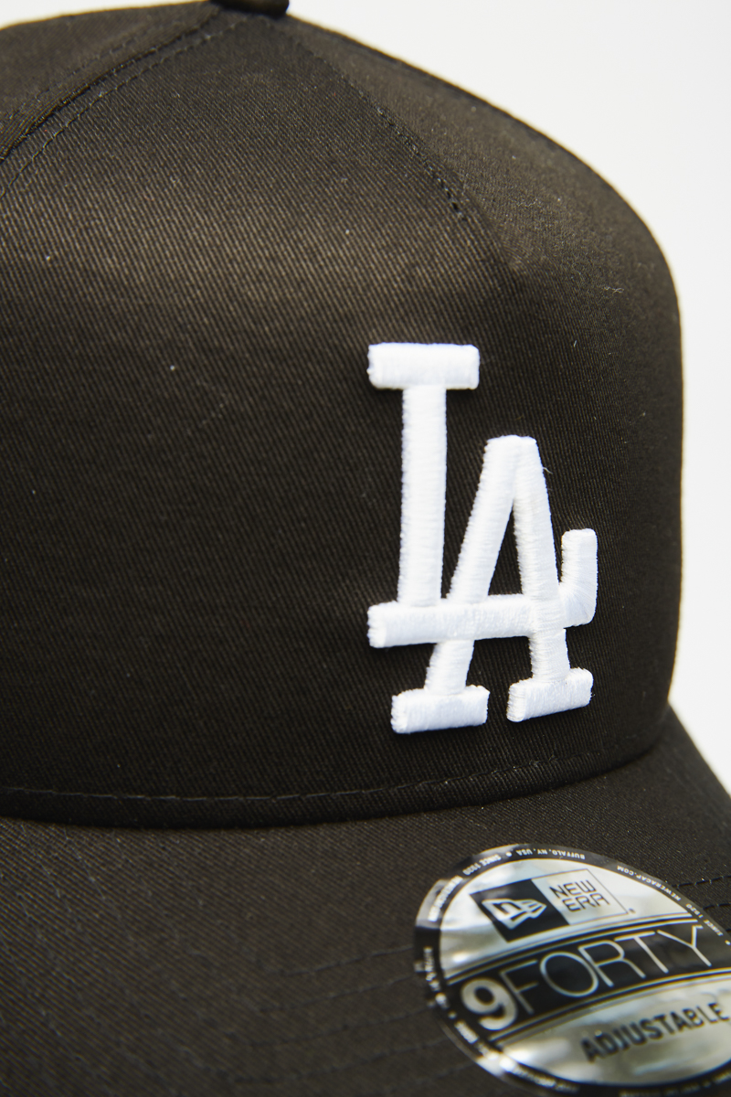 Men's New Era Black Los Angeles Dodgers Satin Peek 59FIFTY Fitted Hat