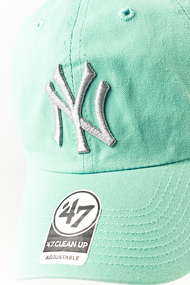 New York Yankees Womens 47 Brand MVP Trucker - Tiffany Blue