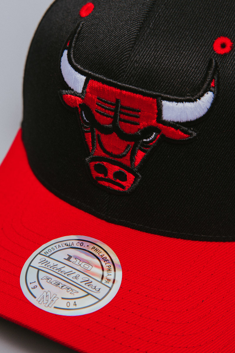 CHICAGO BULLS TWO TONE 110 SNAPBACK- BLACK/RED | Stateside Sports