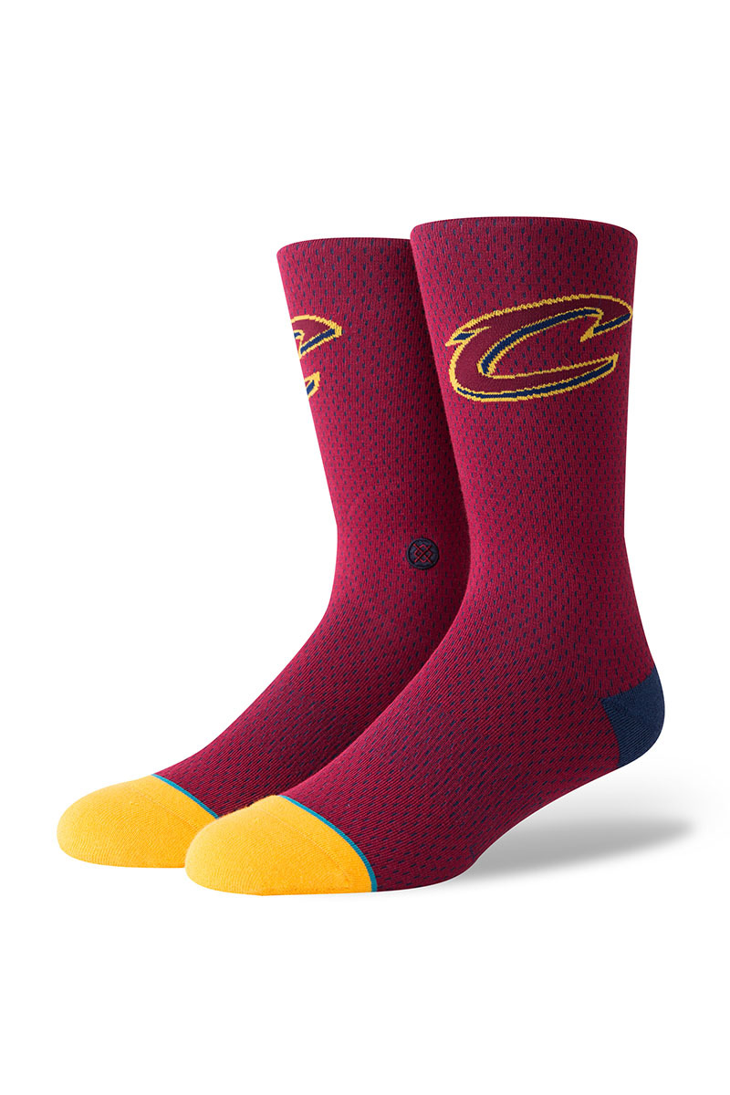 https://media.statesidesports.com.au/products/f080fb02-0be9-11ea-b1e9-0612955e0a0a/m545d18cav_clvl_caval_1.jpg