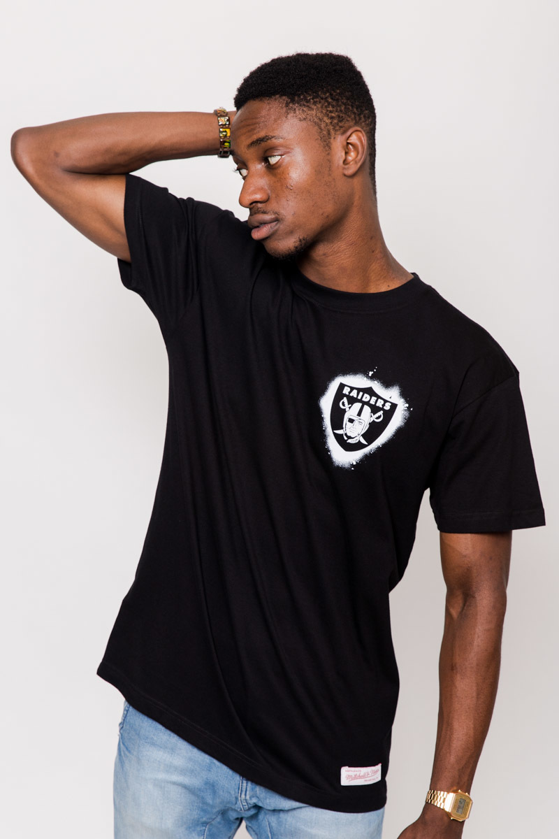 OAKLAND RAIDERS SPRAY PAINT T-SHIRT- MENS BLACK | Stateside Sports