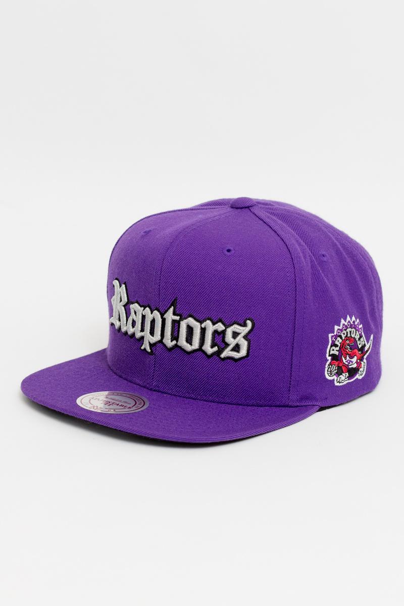 old raptors hat