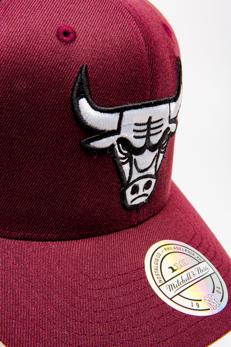 CHICAGO BULLS MITCHELL AND NESS COLOUR POP 110 FLEXFIT SNAPBACK