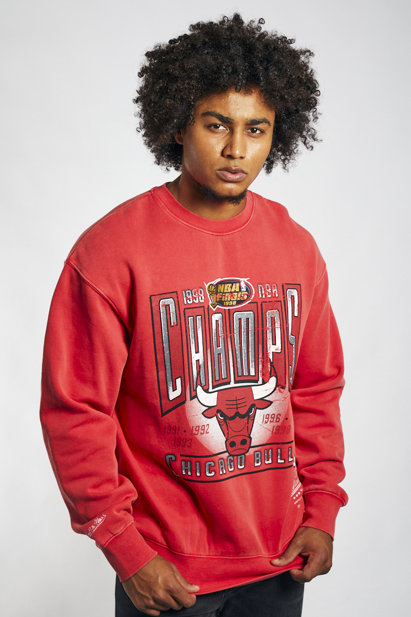 Vintage Faded Chicago Bulls Hoodie in Cherry Red