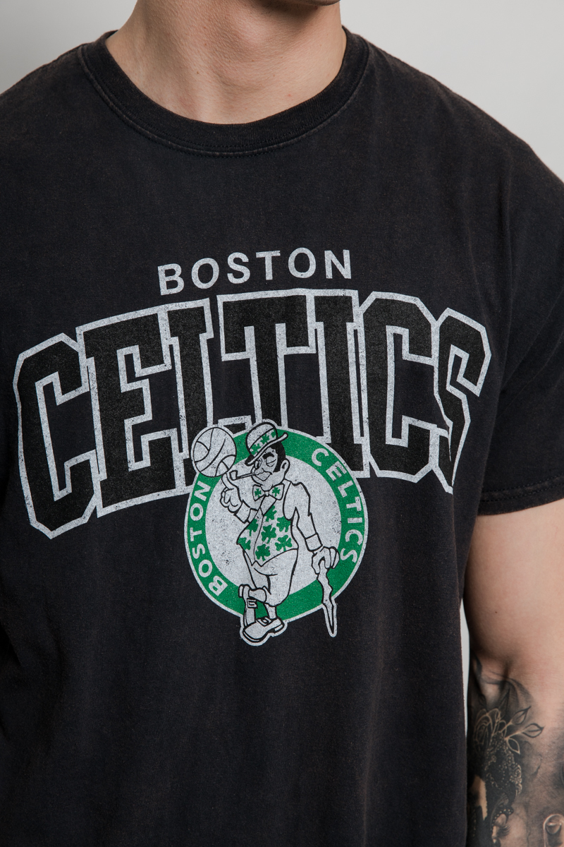 Boston Celtics Vintage Arch Shatter Tee Unisex