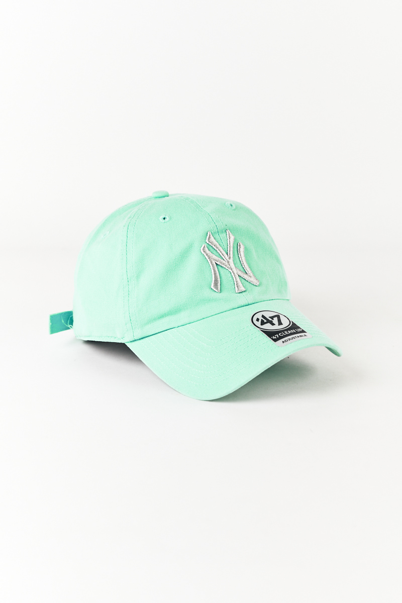 New York Yankees Womens 47 Brand MVP Trucker - Tiffany Blue