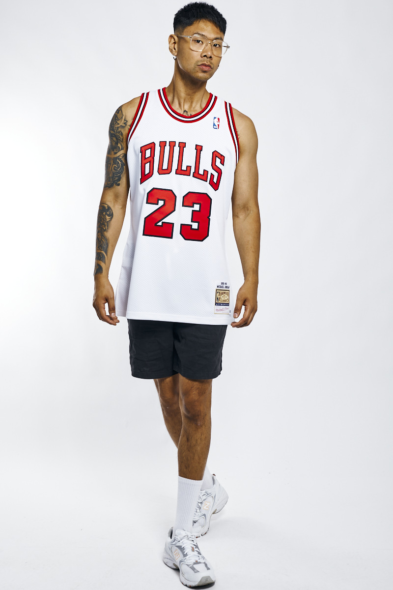 100% Authentic Demar DeRozan Nike Bulls City Edition Swingman Jersey 60 3XL